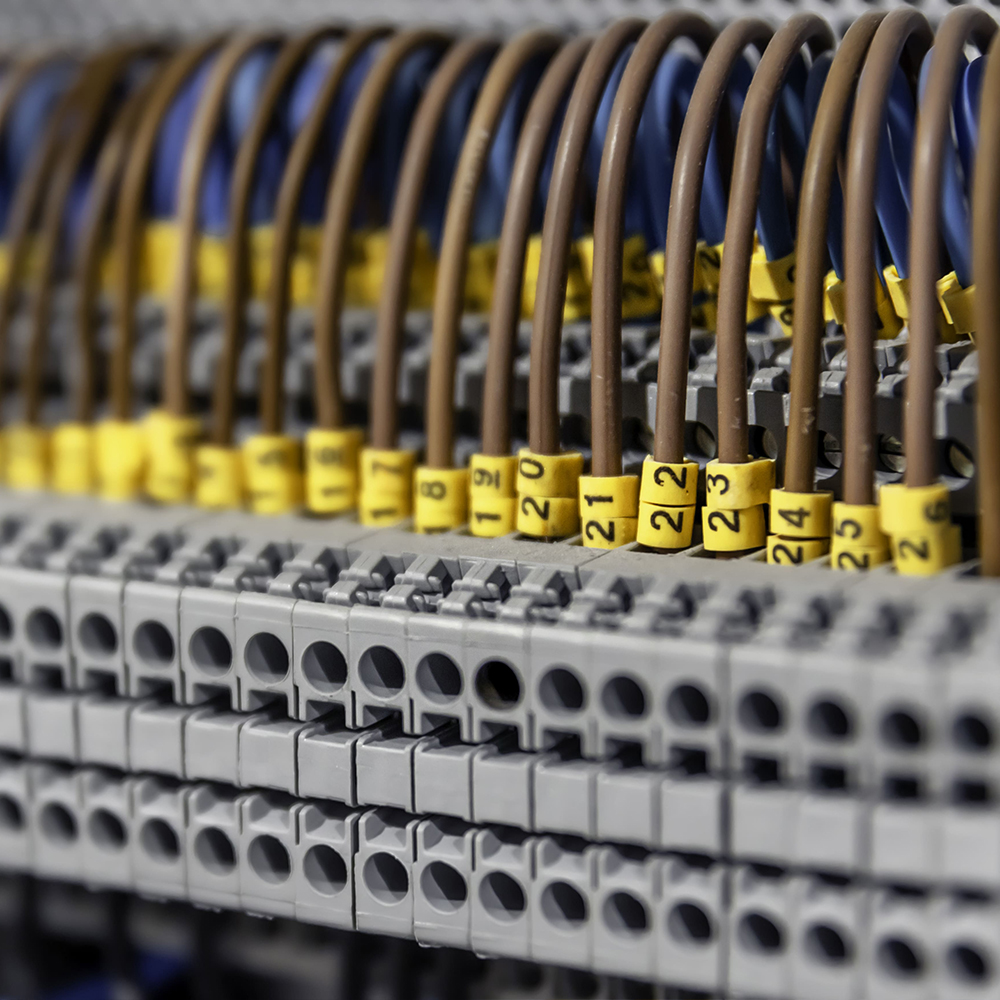 Quadro elettrico industriale cablato e certificato da MF Automation